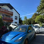 Nordschleife- Vina A3 아파트 Quiddelbach