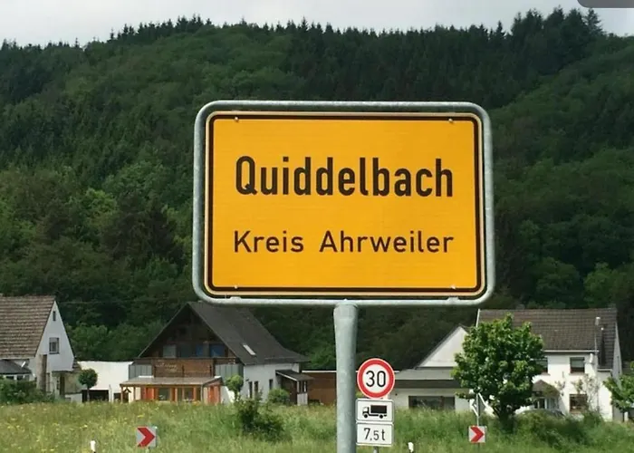 Nordschleife- Vina A3 Appartement Quiddelbach